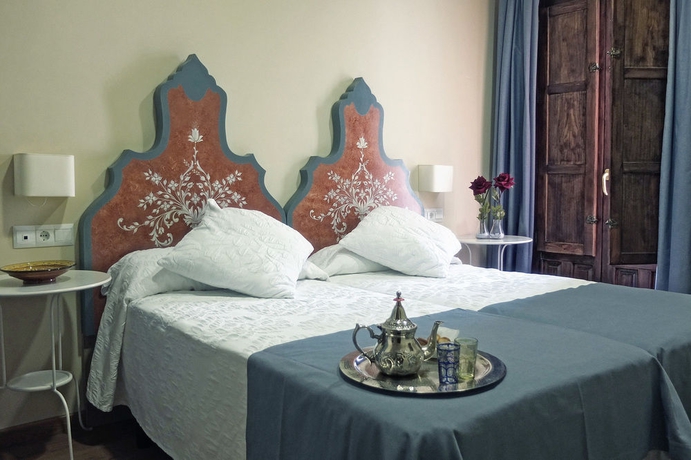 Imagen de la habitación del Hostal Hospederia Baños Arabes De Cordoba. Foto 4