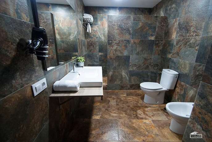 Imagen de la habitación del Hostal Hospedería Los Angeles. Foto 4