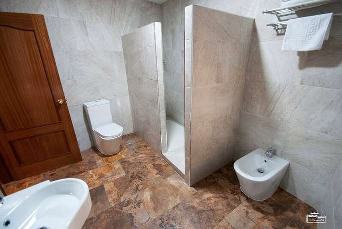 Imagen de la habitación del Hostal Hospedería Los Angeles. Foto 17