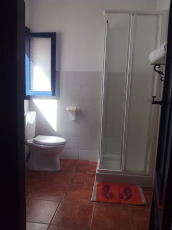 Imagen de la habitación del Hostal Hospedería Los Mellizos. Foto 6