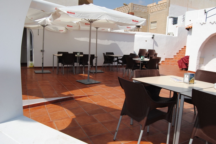 Imagen del bar/restaurante del Hostal Hospedería Los Mellizos. Foto 4