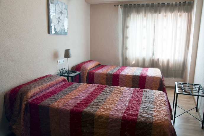 Imagen de la habitación del Hostal Hospedería Luís De Góngora. Foto 3