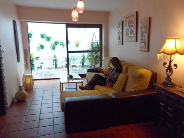 Imagen de los interiores del Hostal Hospedería Luís De Góngora. Foto 15