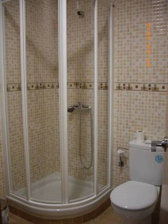 Imagen de la habitación del Hostal Hostal Abastos, Valencia. Foto 13