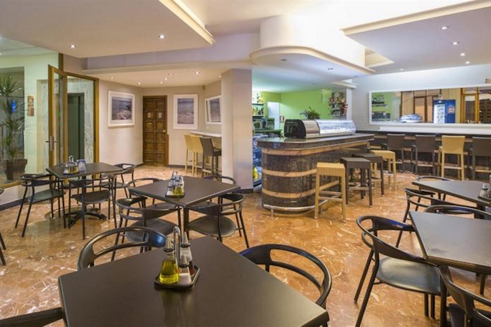 Imagen general del Hostal Hostal Alicante, San Antonio [Centro]. Foto 13