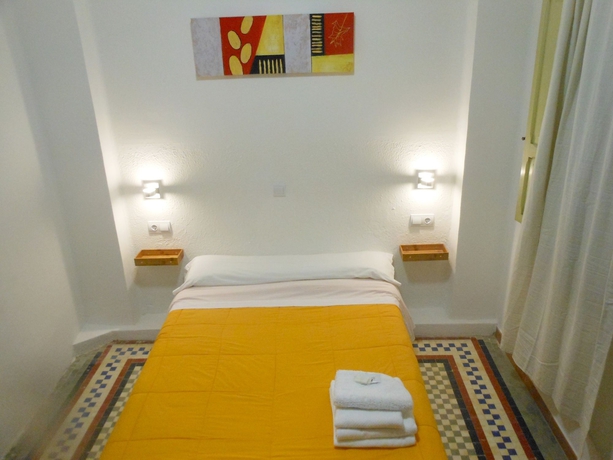 Imagen de la habitación del Hostal Hostal Alicante, Valencia. Foto 8