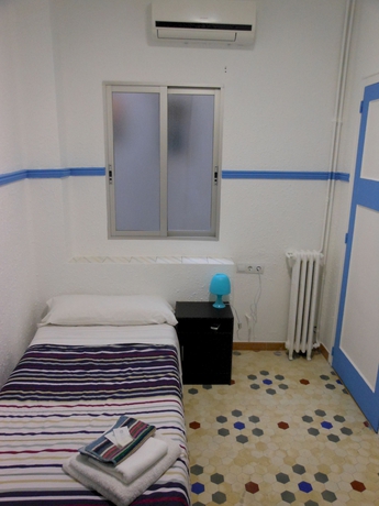 Imagen de la habitación del Hostal Hostal Alicante, Valencia. Foto 11
