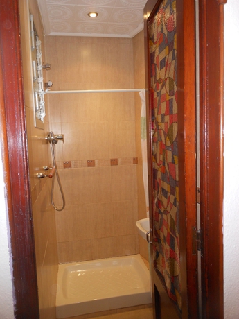 Imagen de la habitación del Hostal Hostal Alicante, Valencia. Foto 14