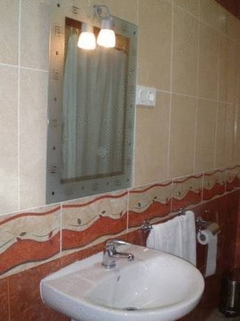Imagen de los interiores del Hostal Hostal Bisbal. Foto 15