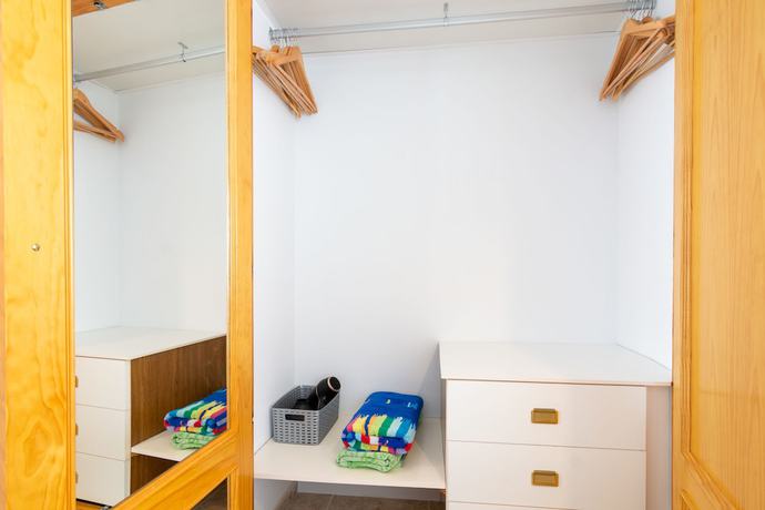 Imagen de la habitación del Hostal Hostal Boutique Luna de Nerja OLIVE OIL FREE DEGUSTATION & SALE. Foto 8