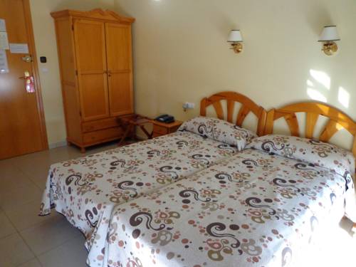 Imagen de la habitación del Hostal Hostal L'Anfora. Foto 5