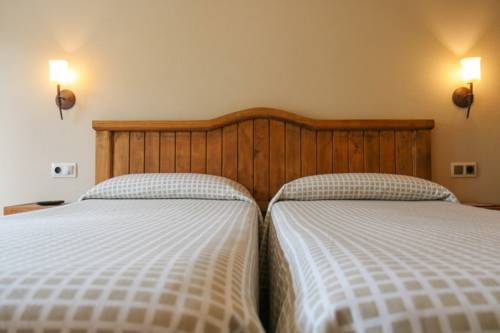 Imagen de la habitación del Hostal Hostal Les Roquetes. Foto 7