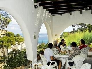 Imagen general del Hostal Hostal Los Pinos, Cala Sant Vicenç. Foto 17