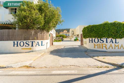 Imagen general del Hostal Hostal Miramar. Foto 16