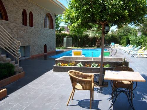 Imagen general del Hostal Hostal Mont Royal. Foto 2