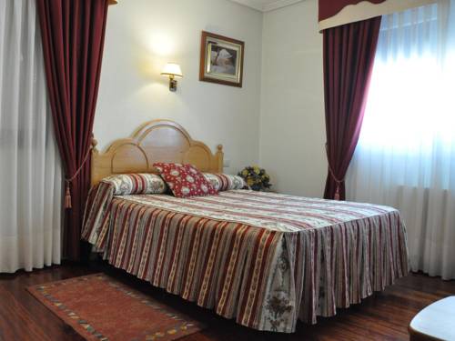 Imagen de la habitación del Hostal Hostal Paz. Foto 8