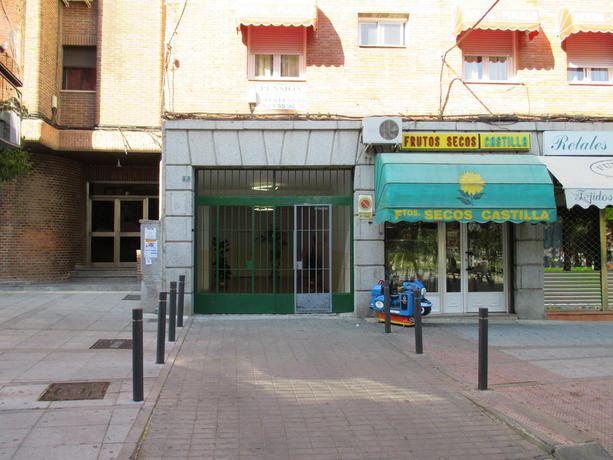 Imagen de los exteriores del Hostal Hostal Pradillo. Foto 8