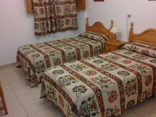 Imagen de la habitación del Hostal Hostal Rural Atalaya. Foto 6