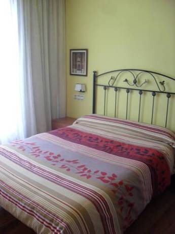 Imagen general del Hostal Hostal Rural El Padul. Foto 4