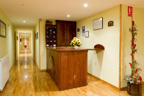 Imagen general del Hostal Hostal Valle De Tena. Foto 8