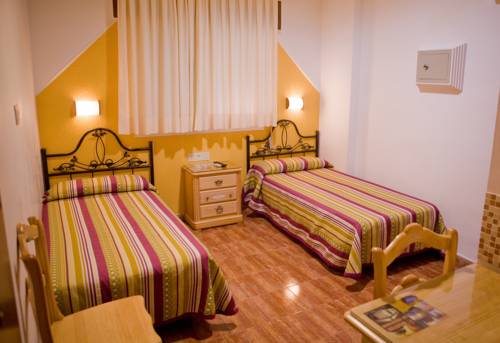 Imagen de la habitación del Hostal Hostal la Campana. Foto 6