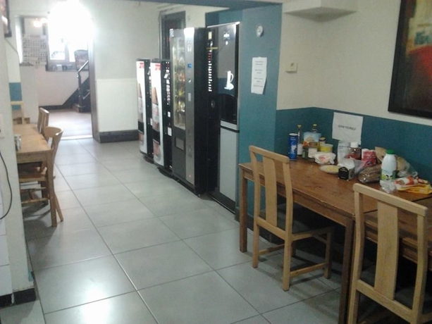 Imagen del bar/restaurante del Hostal Hostel Louise. Foto 4