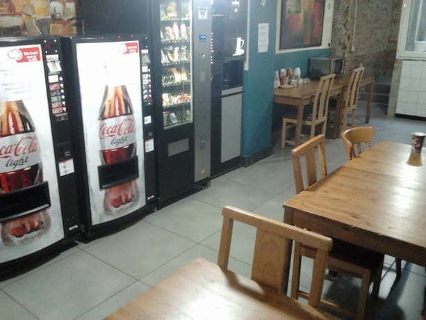 Imagen de los interiores del Hostal Hostel Louise. Foto 16