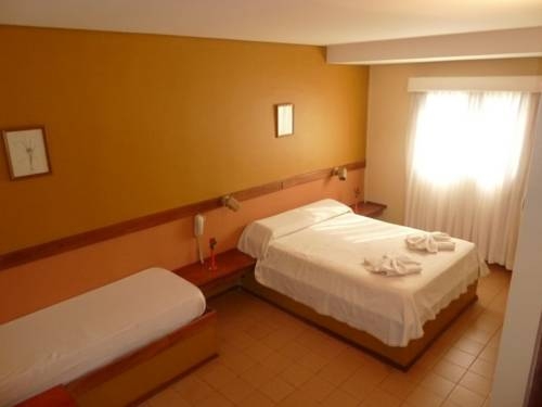 Imagen de la habitación del Hostal Hosteria Casa Blanca Iguazu. Foto 15