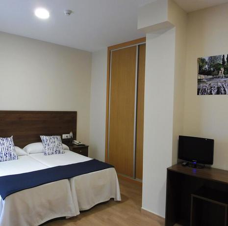 Imagen de la habitación del Hostal Hosteria De Rafi. Foto 8