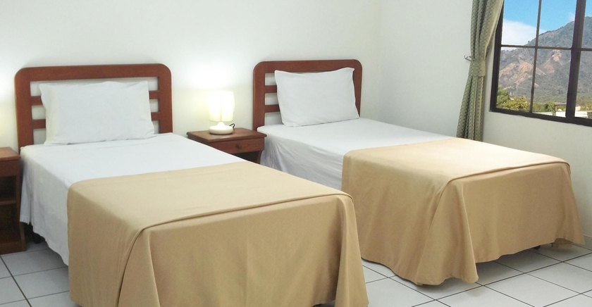 Imagen de la habitación del Hostal Hotel Armon&iacute;a. Foto 7