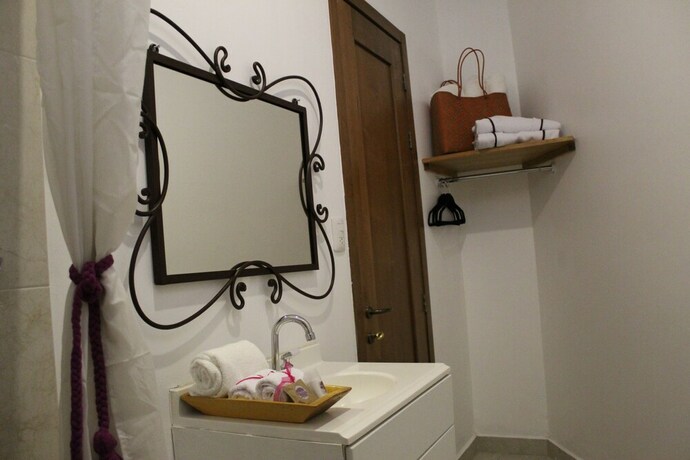 Imagen de la habitación del Hostal Hotel Boutique La Cochinilla. Foto 33