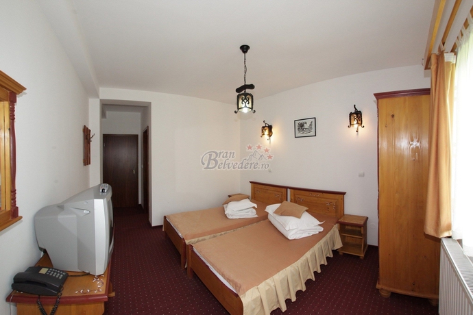 Imagen de la habitación del Hostal Hotel Bran Belvedere. Foto 11