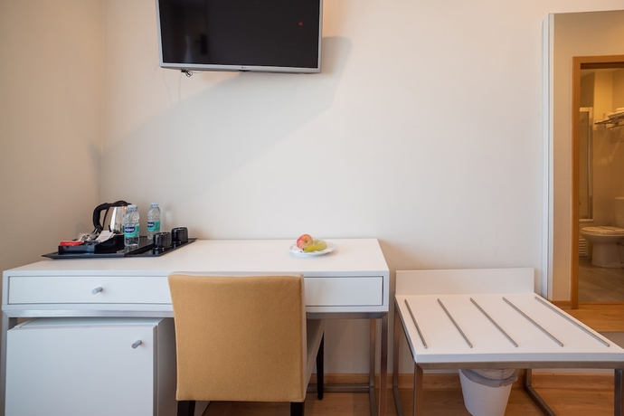 Imagen de la habitación del Hostal Hotel Canada. Foto 13