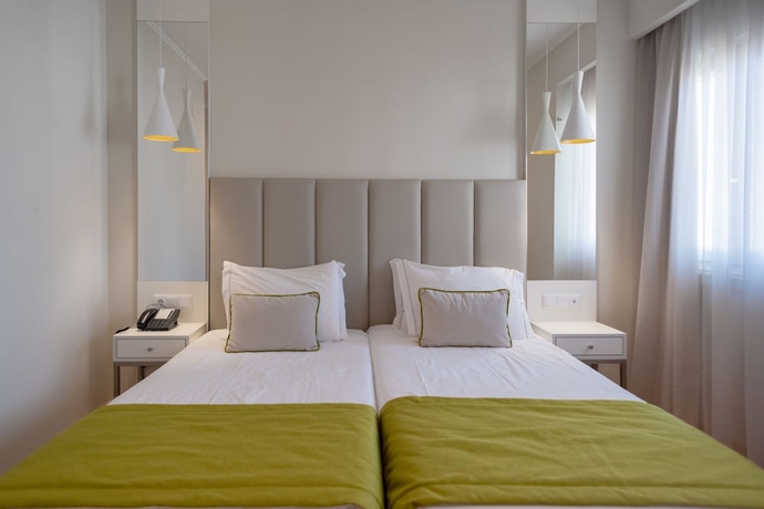 Imagen de la habitación del Hostal Hotel Canada. Foto 14