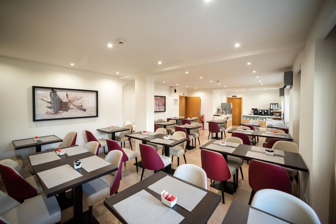 Imagen del bar/restaurante del Hostal Hotel Canada. Foto 4