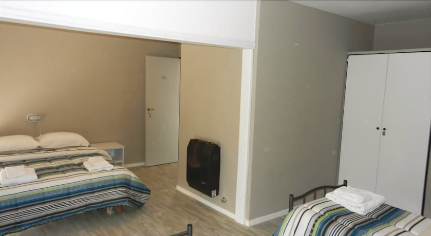 Imagen de la habitación del Hostal Hotel Del Rey. Foto 5