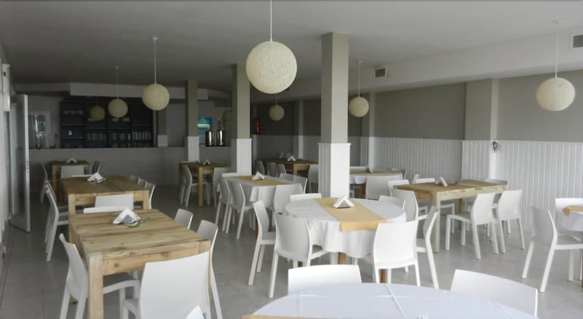 Imagen del bar/restaurante del Hostal Hotel Del Rey. Foto 3