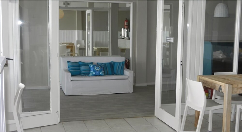 Imagen de los interiores del Hostal Hotel Del Rey. Foto 9