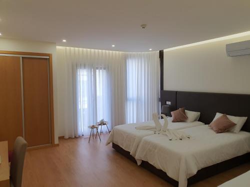 Imagen de la habitación del Hostal Hotel Dom Manuel. Foto 7