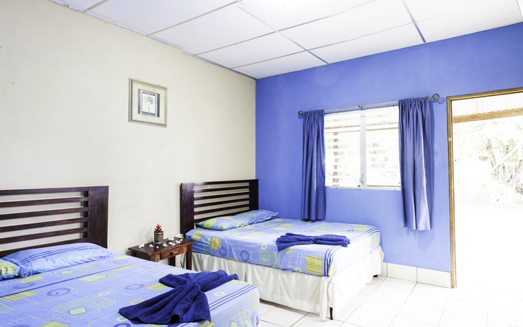 Imagen de la habitación del Hostal Hotel Hamacas Astillero. Foto 9