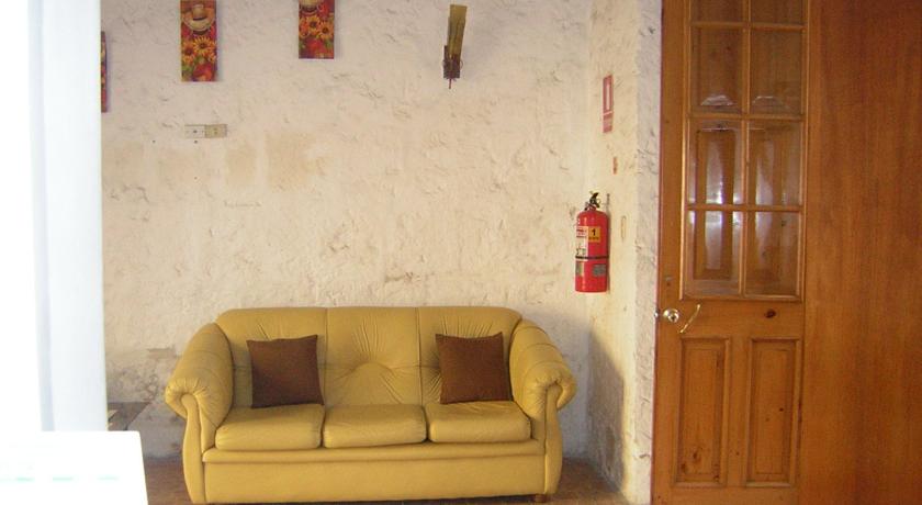 Imagen de los interiores del Hostal Hotel La Posada Del Sol. Foto 8