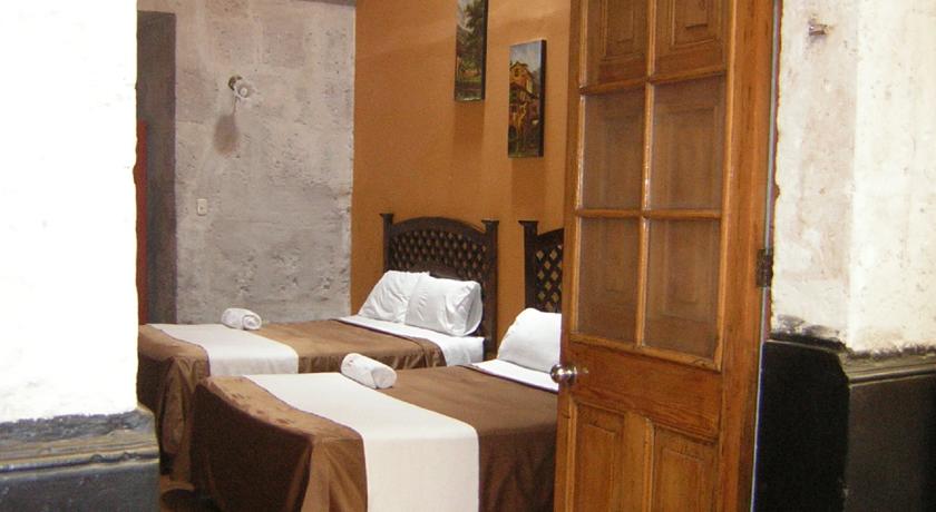 Imagen de la habitación del Hostal Hotel La Posada Del Sol. Foto 6