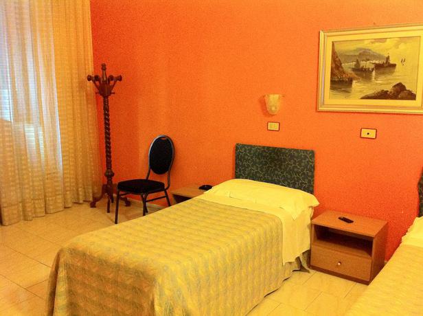 Imagen general del Hostal Hotel Pensione Romeo. Foto 8