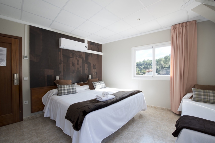 Imagen de la habitación del Hostal Hotel Restaurant Guilleumes. Foto 13