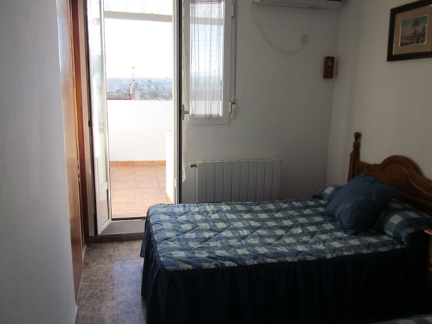 Imagen de la habitación del Hostal Hotel Restaurante Casa Grande. Foto 6