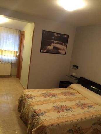 Imagen de la habitación del Hostal Hotel Restaurante San Paio. Foto 2