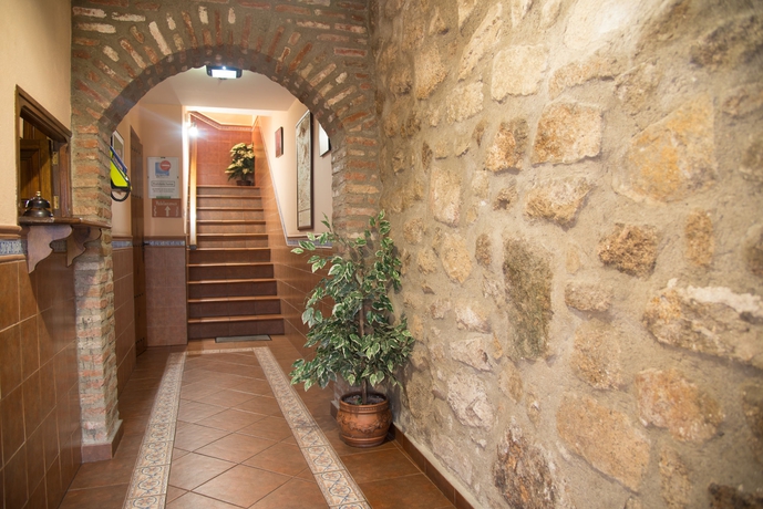 Imagen de los interiores del Hostal Hueso. Foto 16