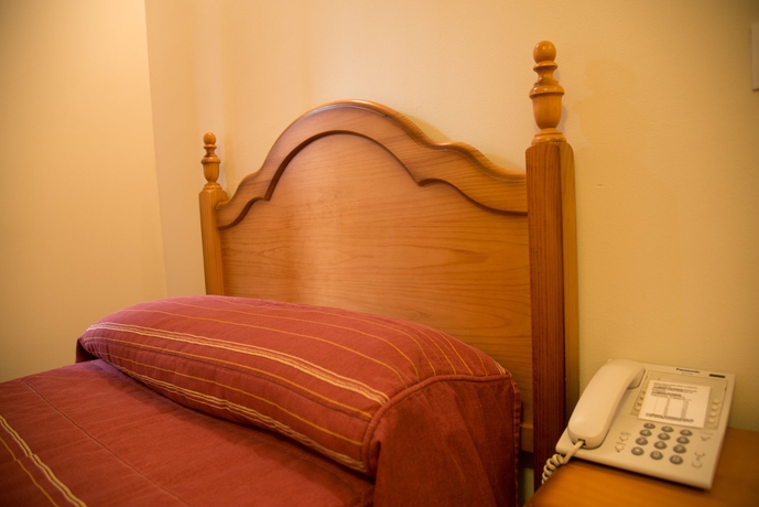 Imagen de la habitación del Hostal Hueso. Foto 11