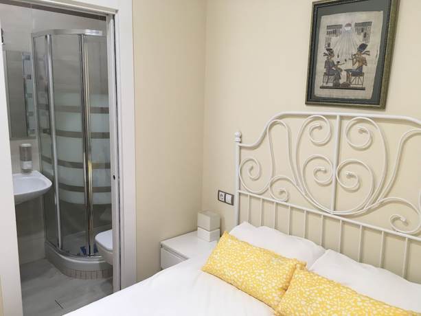 Imagen de la habitación del Hostal INSIDEHOME Valladolid Centro. Foto 8
