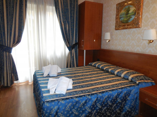 Imagen de la habitación del Hostal Il Romitello. Foto 6